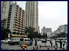 Jiabin Road/Dongmen Road intersection, Luohu.